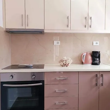 Alexa Апартаменты Химара
